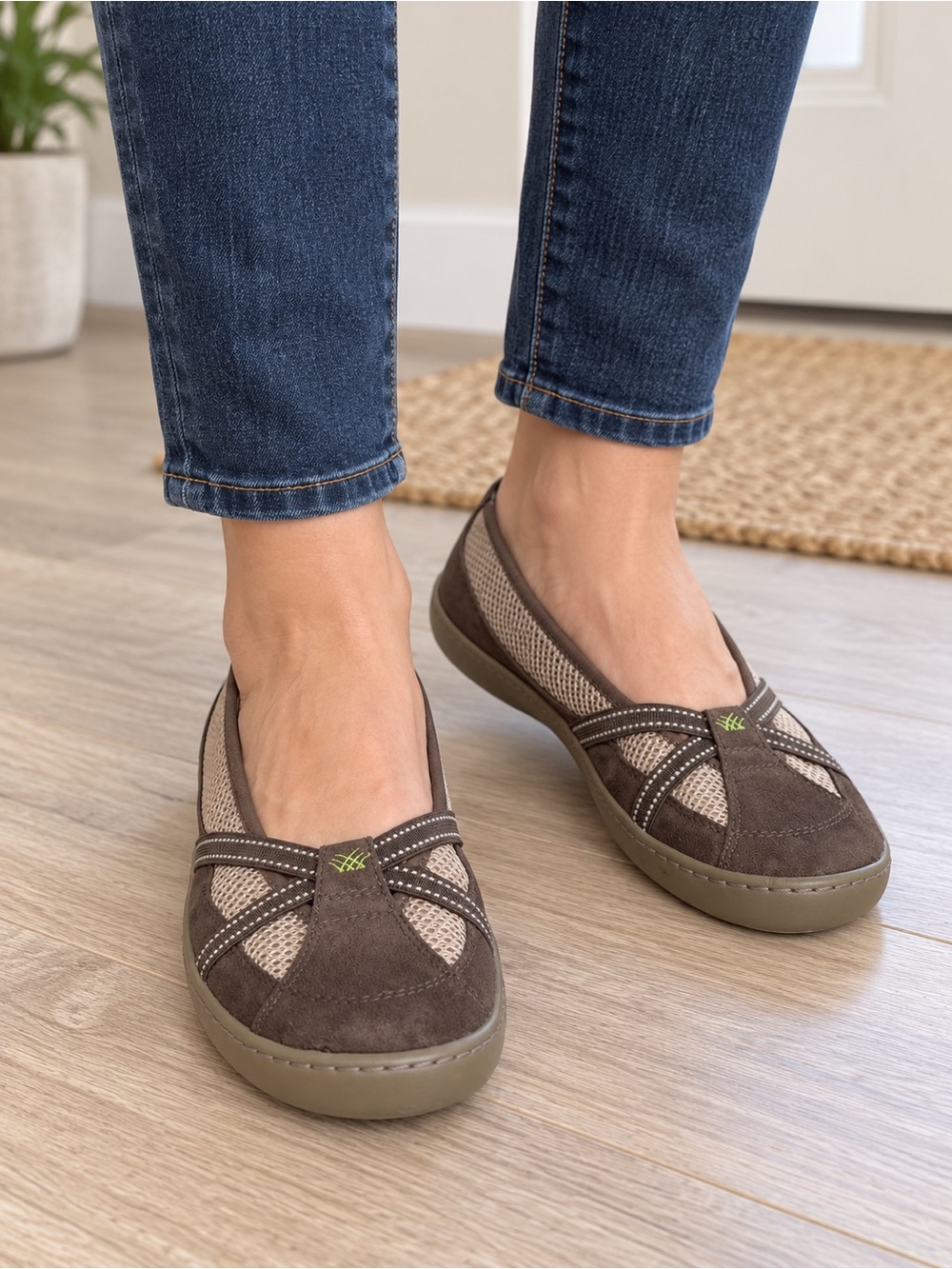 TerraSoles Echo Brown Mesh Crossband Comfort Walking Flats